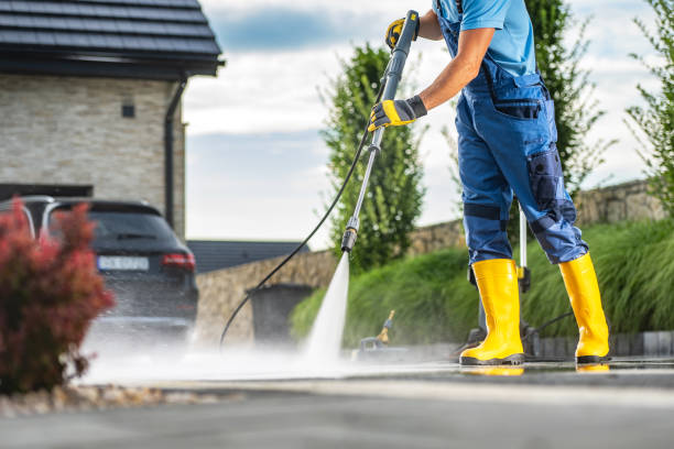 Best Graffiti Removal Services in Moorefield, WV